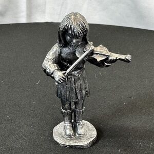 Hudson Pewter Michael Ricker Girl Playing Violin Figurine 13063 Silver Tone